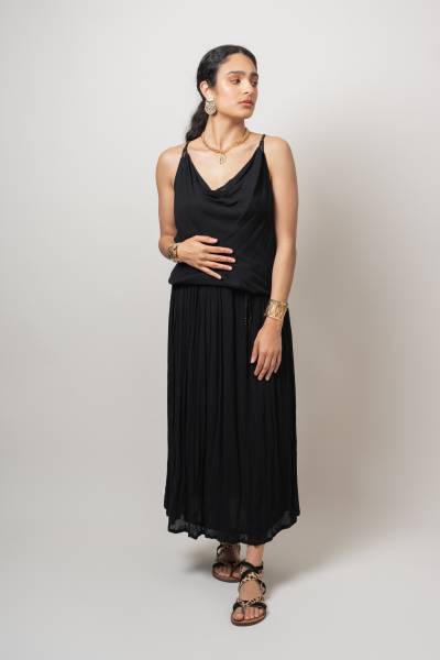 Grossiste robe longue élégante sensuelle et ultra féminine en Nouvelle Calédonie