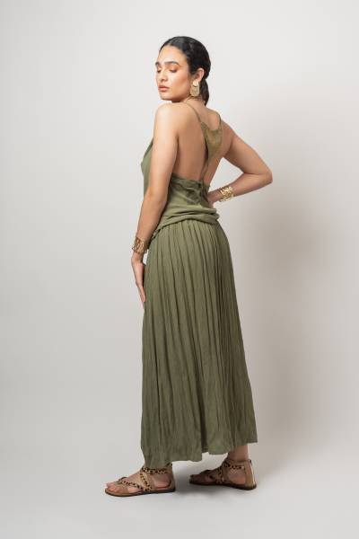 Grossiste robe longue élégante sensuelle et ultra féminine en Nouvelle Calédonie