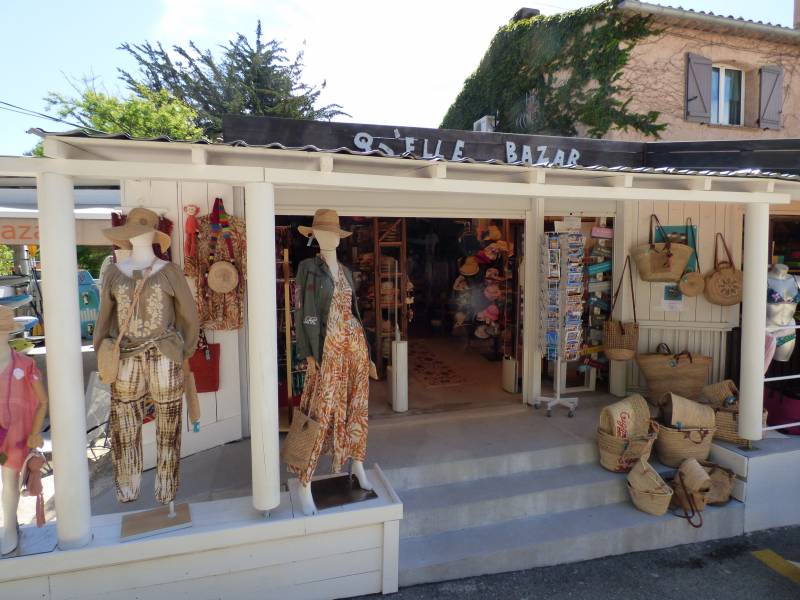 Boutique Saint Tropez Qu'ELLE bazar